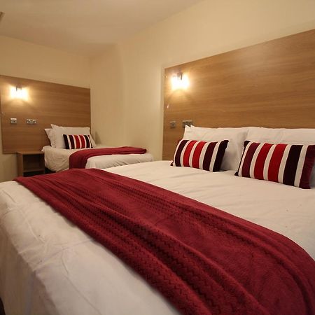 Townlets Serviced Accommodation Salisbury เบลฟาสต์ ภายนอก รูปภาพ