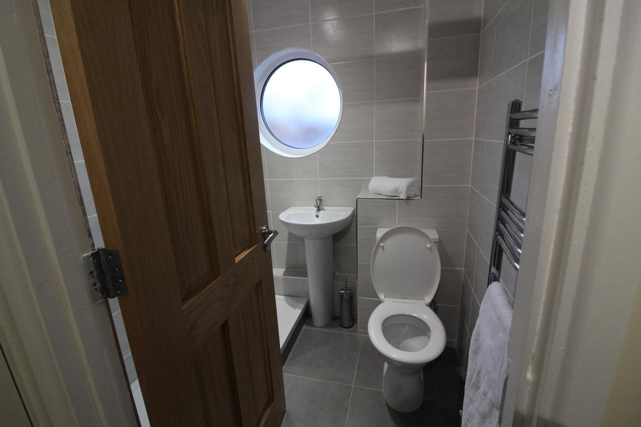 Townlets Serviced Accommodation Salisbury เบลฟาสต์ ภายนอก รูปภาพ
